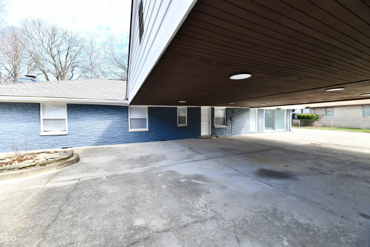 Listing Image 30