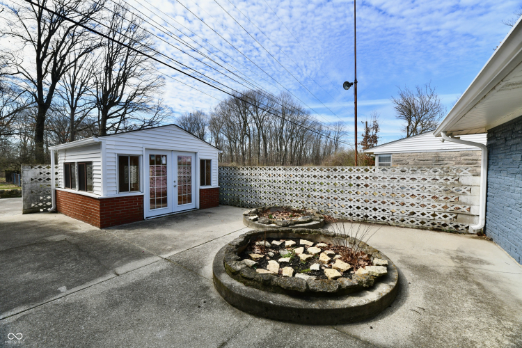 Listing Image 31