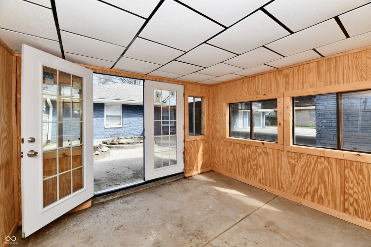 Listing Image 33