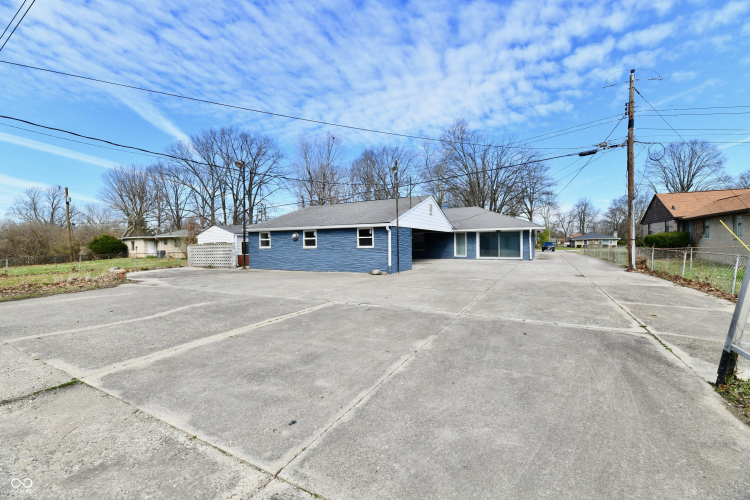 Listing Image 34
