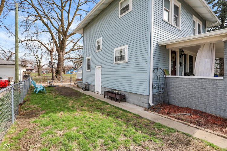 Listing Image 32