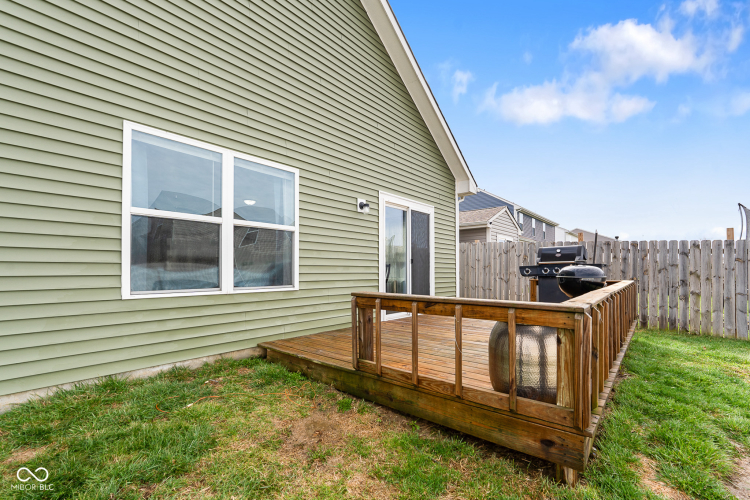 Listing Image 28