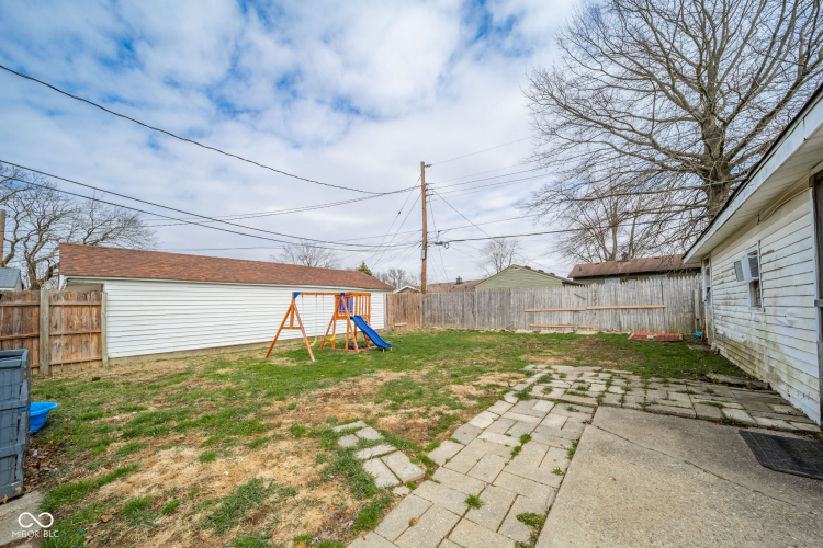 Listing Image 18