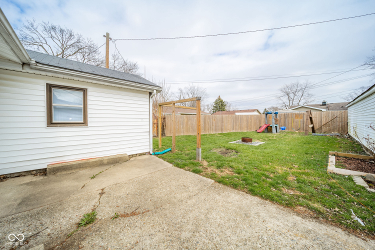 Listing Image 24