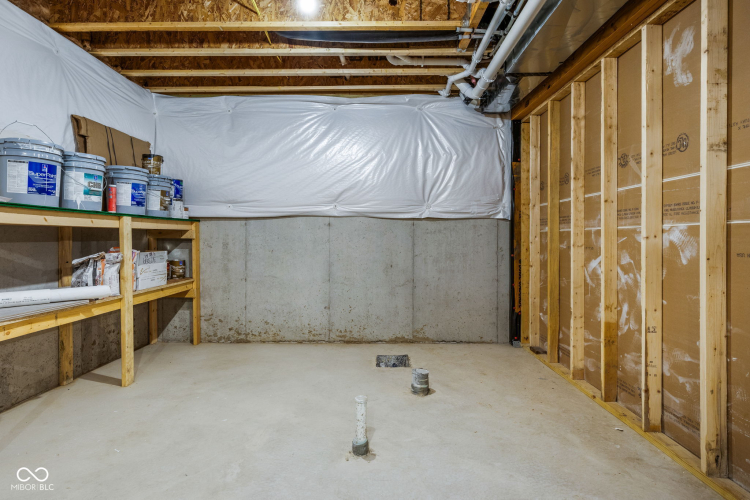 Listing Image 36