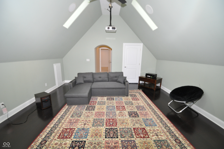 Listing Image 25