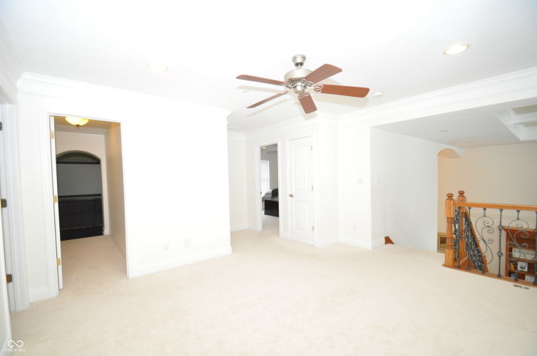 Listing Image 27