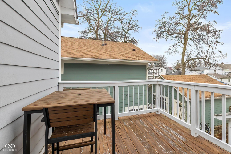 Listing Image 16