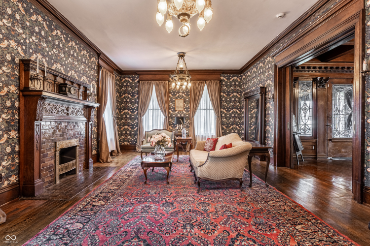 Listing Image 10
