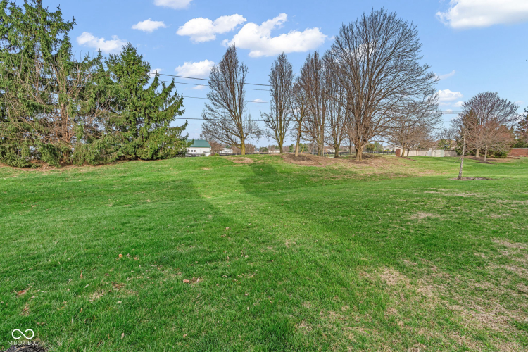 Listing Image 52