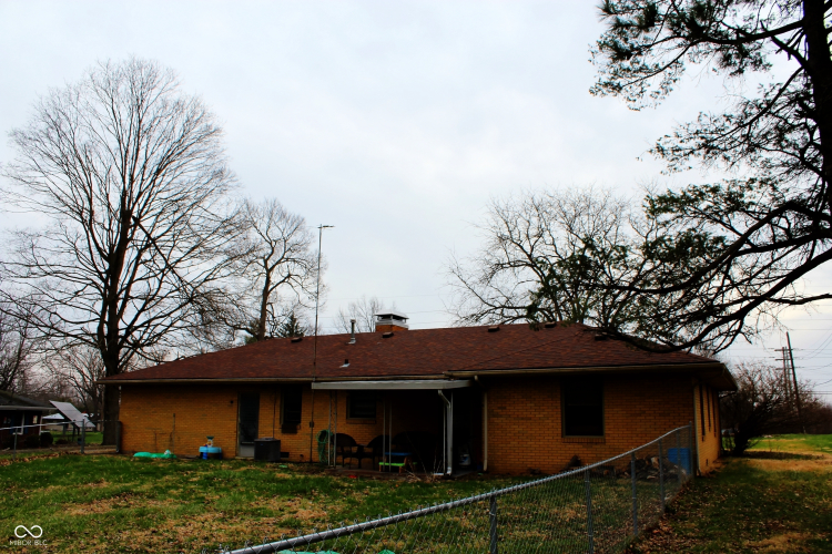 Listing Image 10