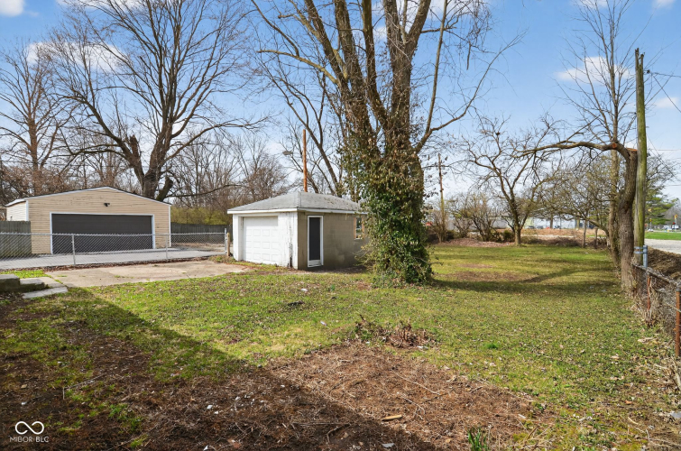 Listing Image 28