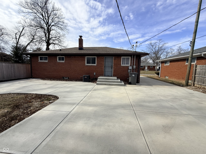 Listing Image 21