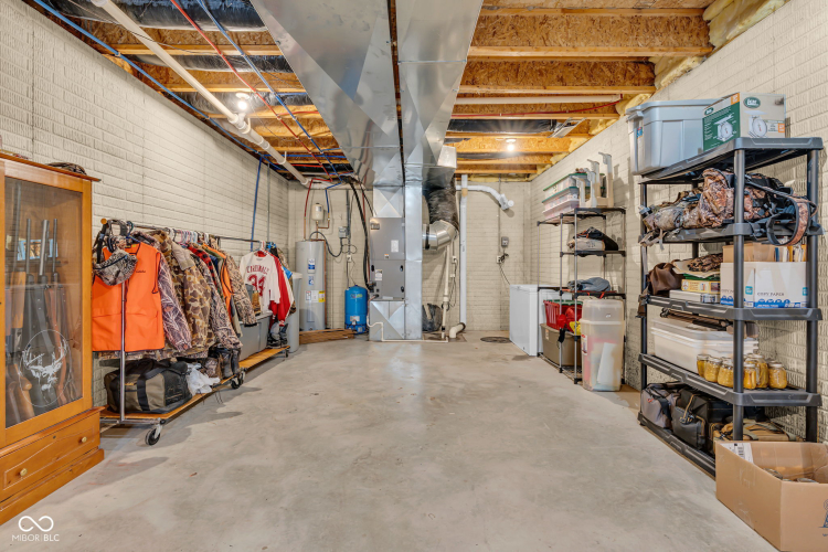 Listing Image 42
