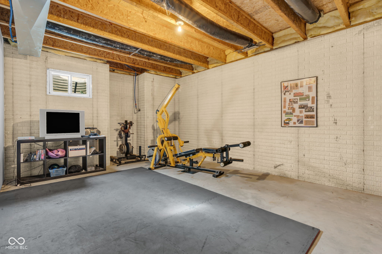 Listing Image 44