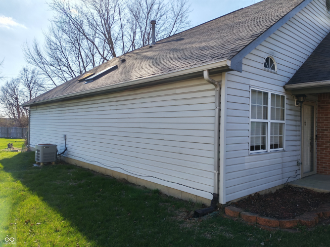 Listing Image 27