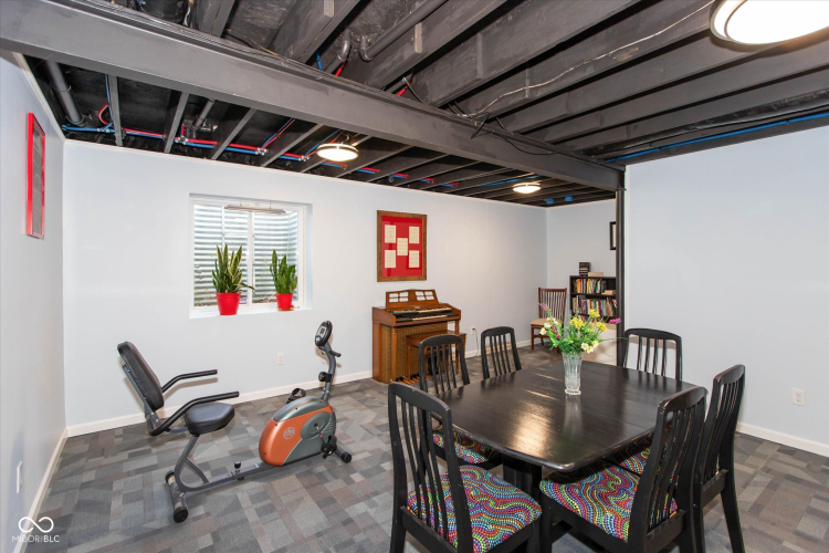 Listing Image 23