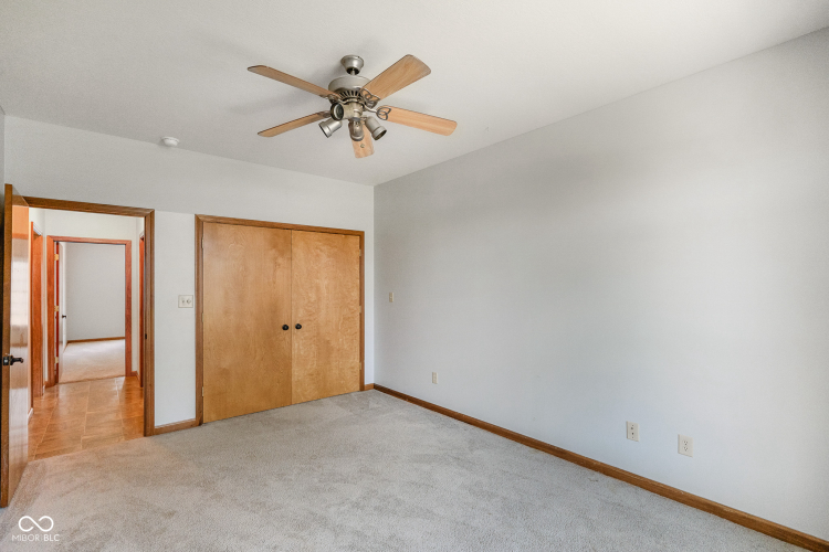 Listing Image 24