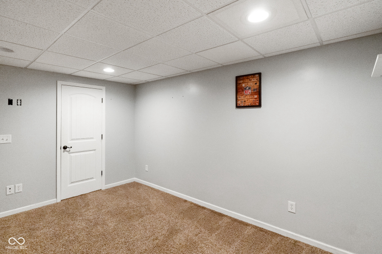Listing Image 37