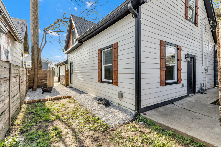 Listing Image 23