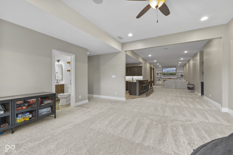 Listing Image 51