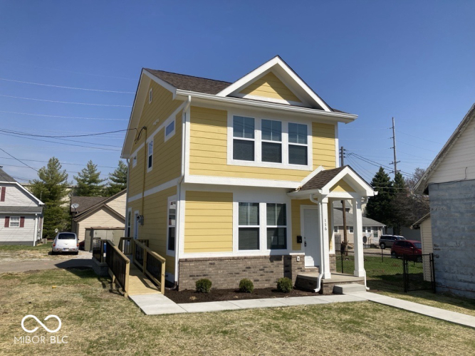 Listing Image 3