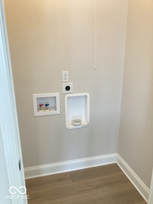 Listing Image 33