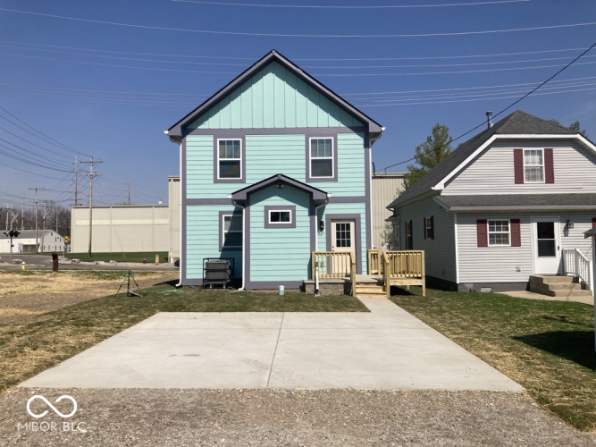 Listing Image 11
