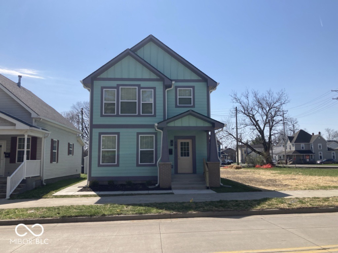 Listing Image 3