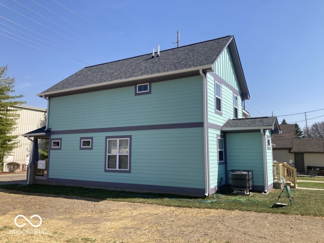Listing Image 7