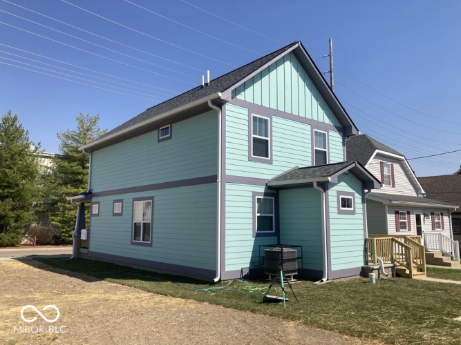 Listing Image 8