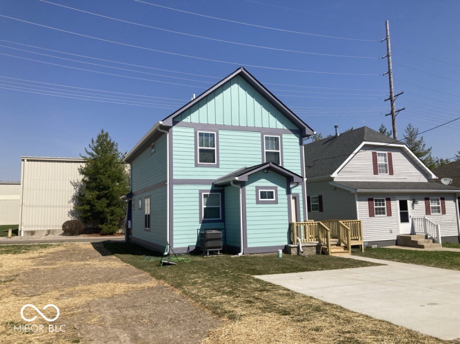 Listing Image 10