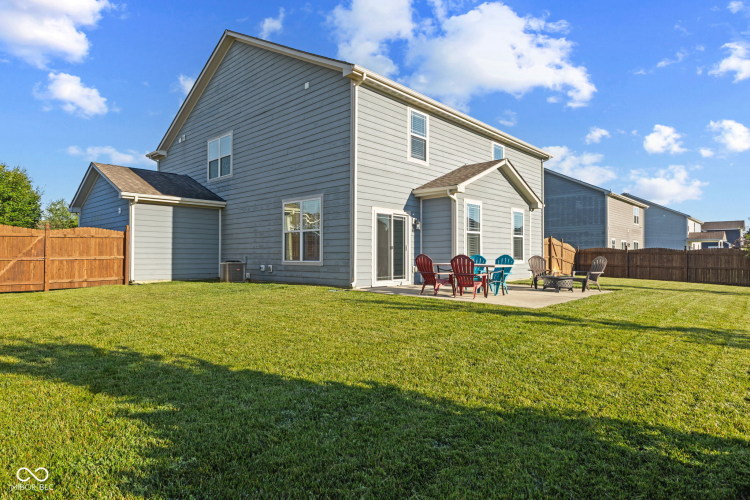 Listing Image 12