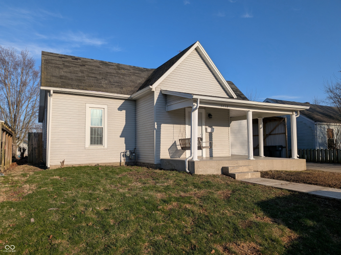 Listing Image 6