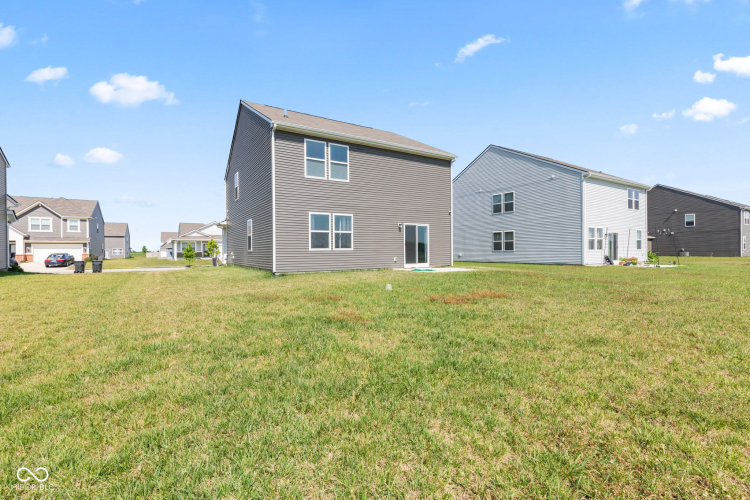 Listing Image 45
