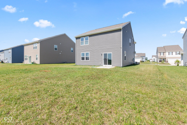 Listing Image 46