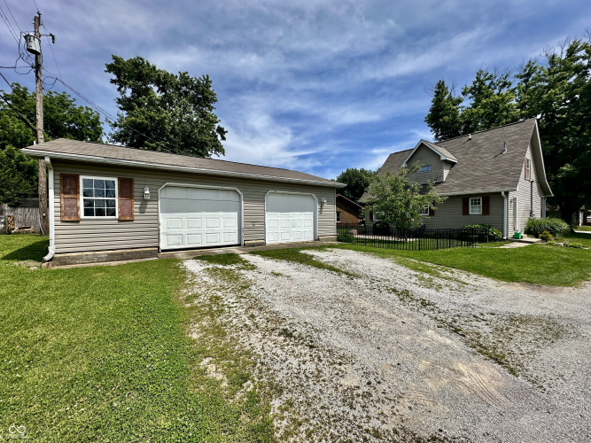 Listing Image 2