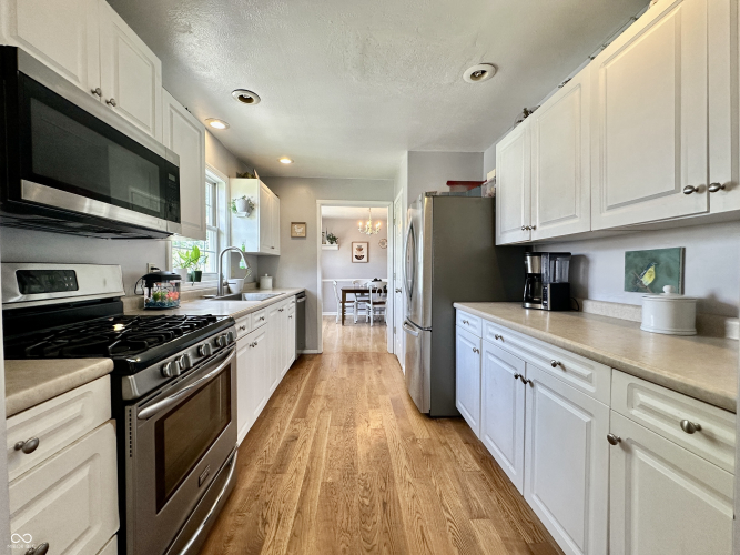 Listing Image 20