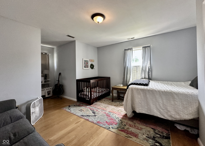 Listing Image 39