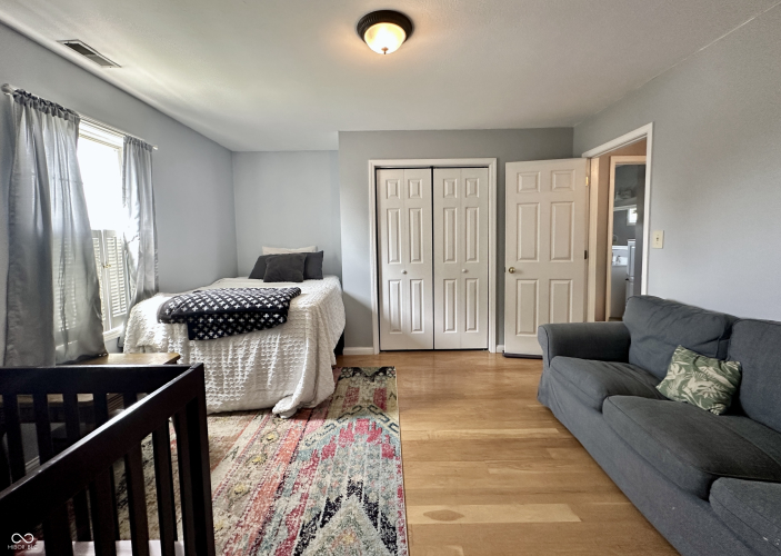Listing Image 41