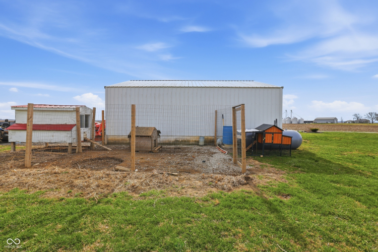 Listing Image 30