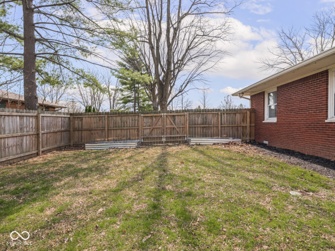 Listing Image 59