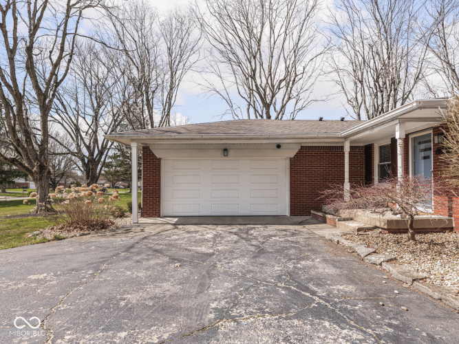 Listing Image 64