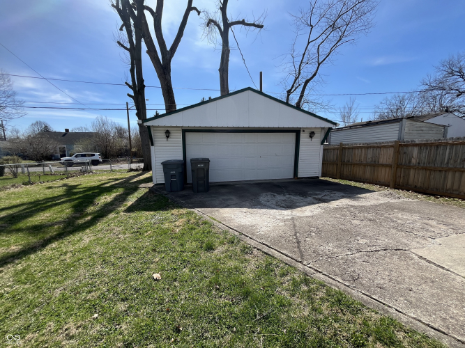 Listing Image 27