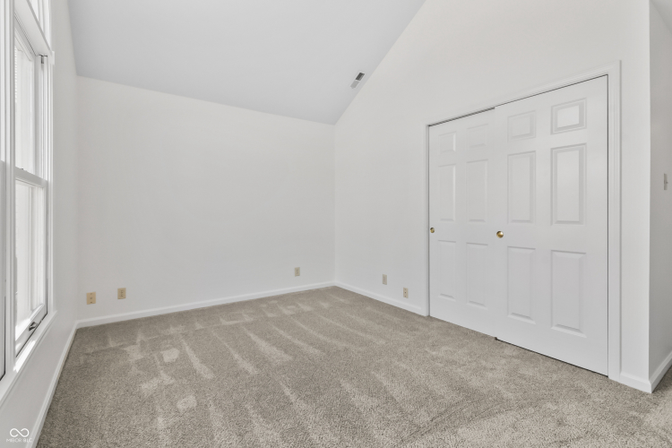 Listing Image 38