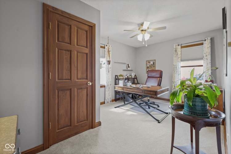 Listing Image 32