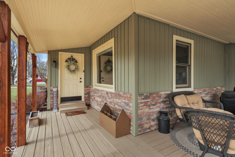 Listing Image 5