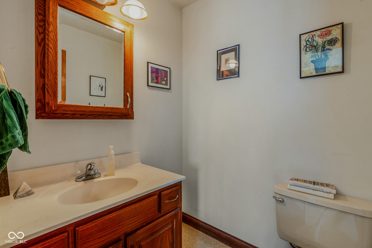 Listing Image 20