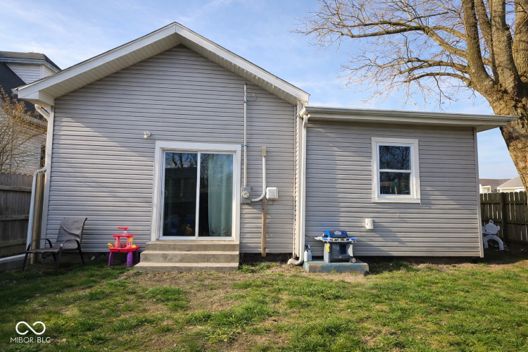 Listing Image 14