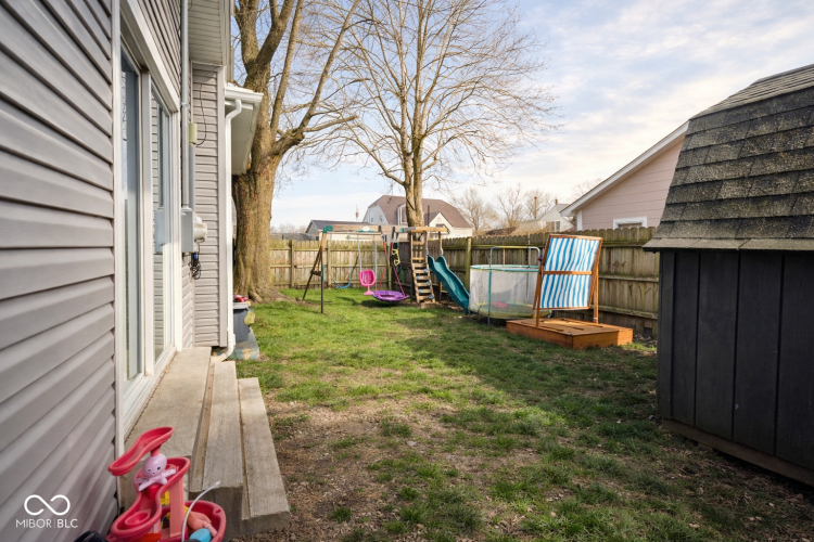 Listing Image 15